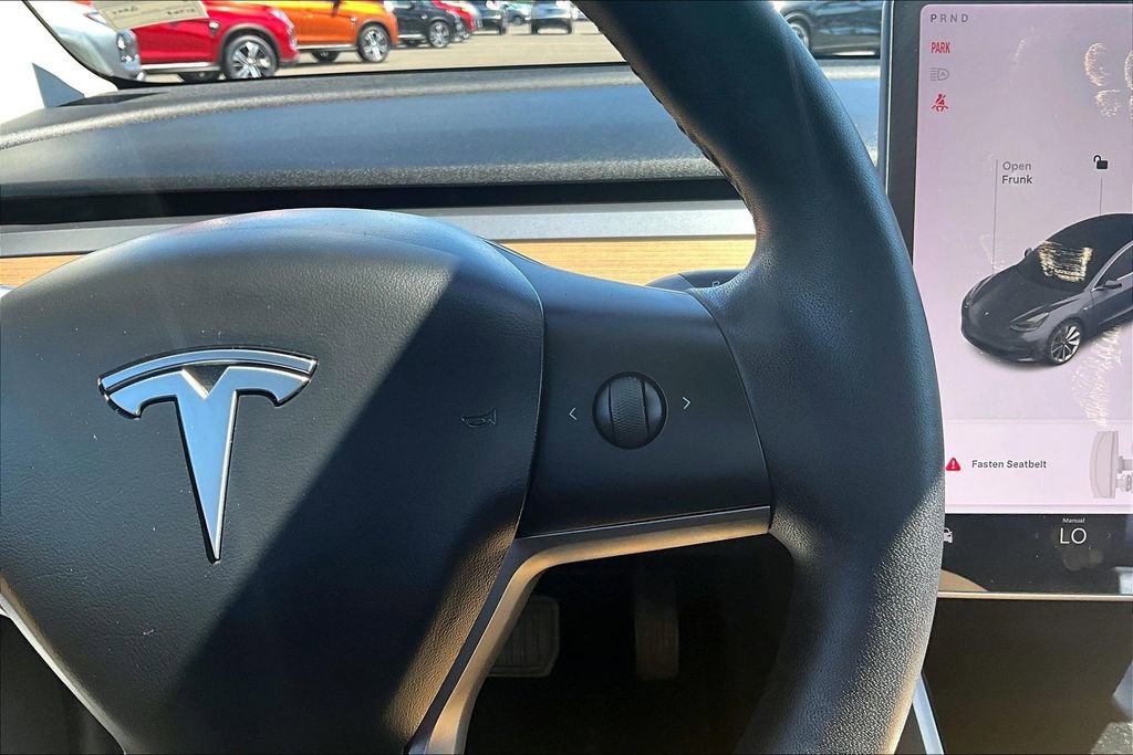 Used 2020 Tesla Model 3 Long Range AWD/4WD image 19