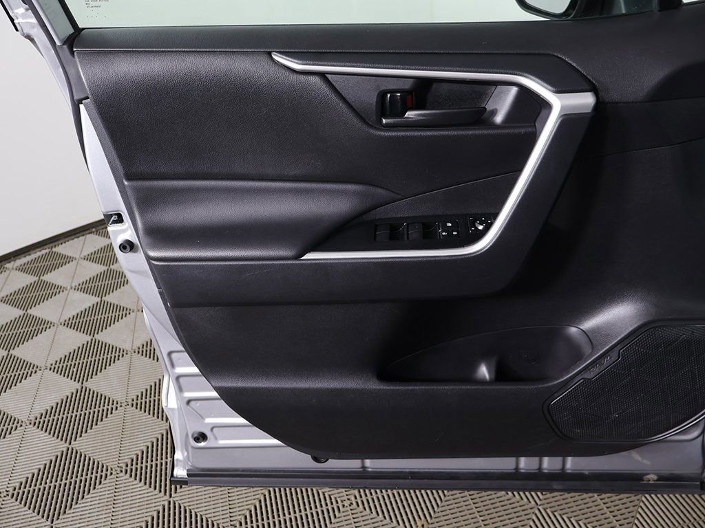 Used 2024 Toyota RAV4 LE image 16