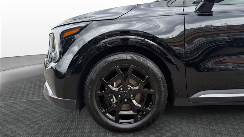 Used 2025 Kia Carnival SX Prestige FWD image 9