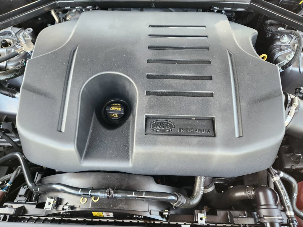Used 2024 Land Rover Defender 110 X-Dynamic SE AWD/4WD image 31