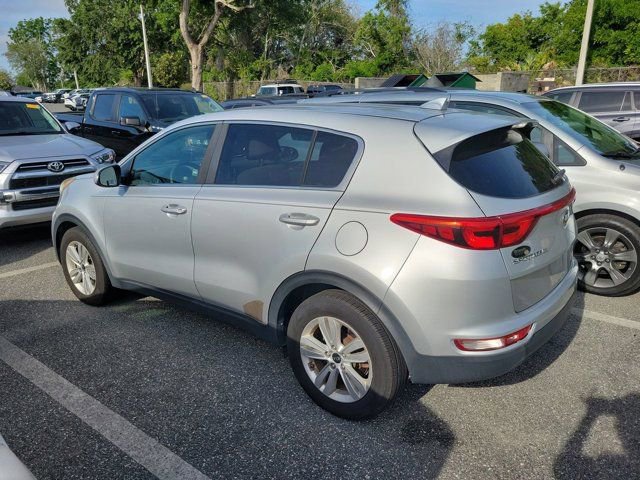 Used 2017 Kia Sportage LX image 7