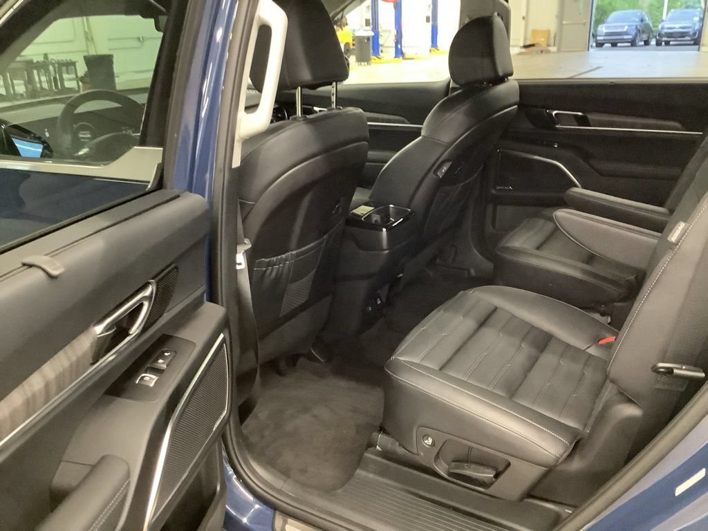 Certified 2024 Kia Telluride SX Prestige AWD/4WD image 19