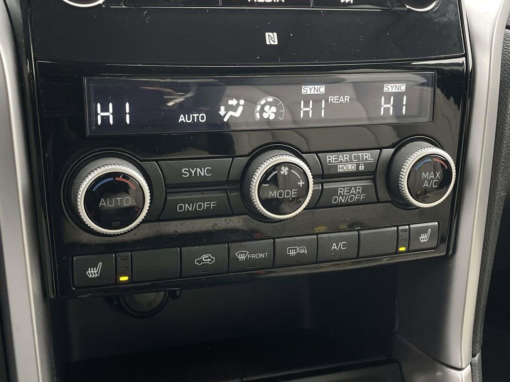 Used 2021 Subaru Ascent Limited w/ Technology Package image 22