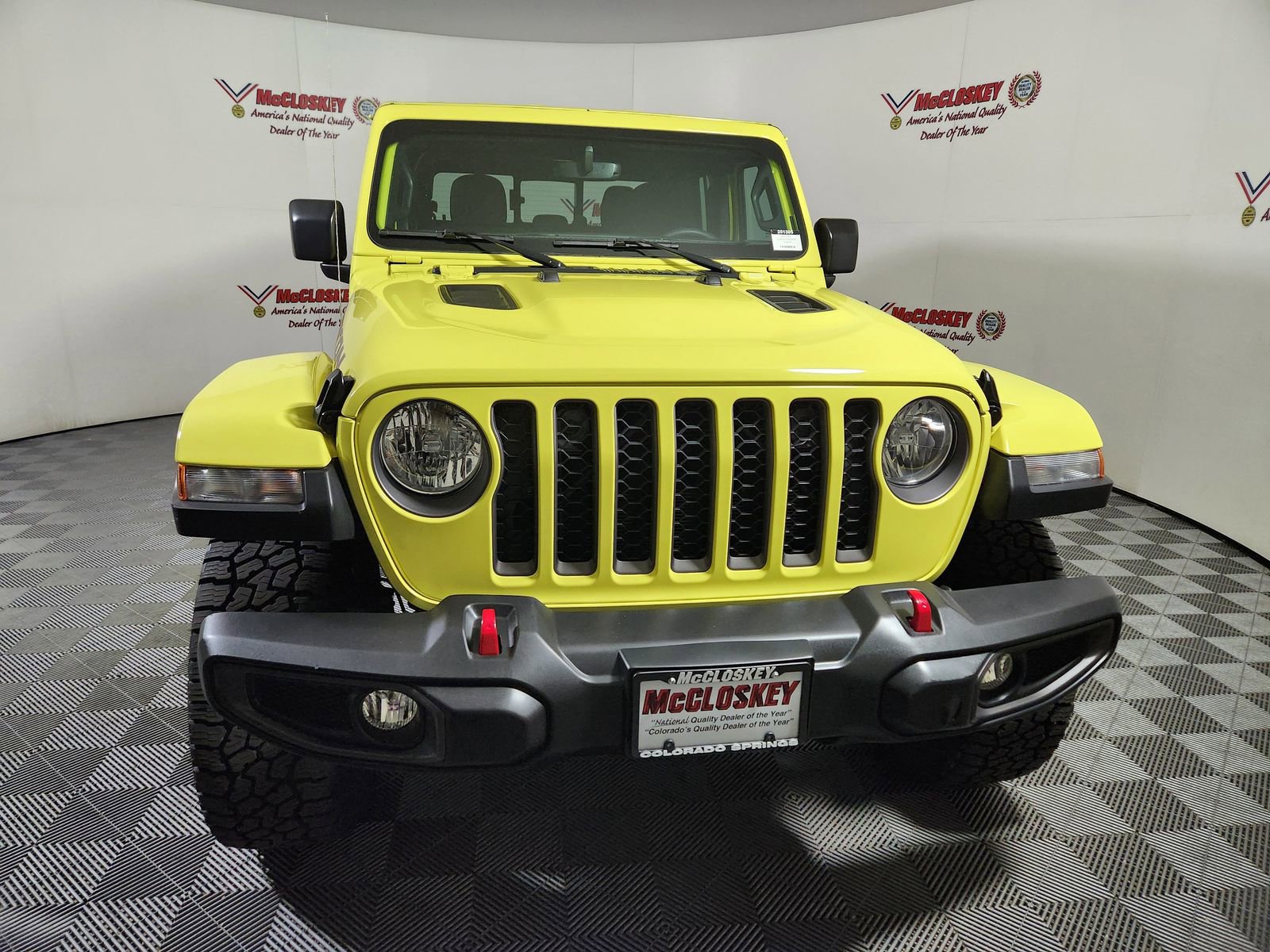 Used 2023 Jeep Gladiator Rubicon w/ Cold Weather Group image 2