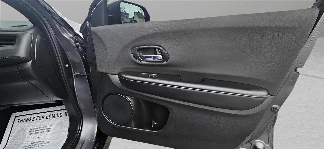 Used 2019 Honda HR-V Sport image 21