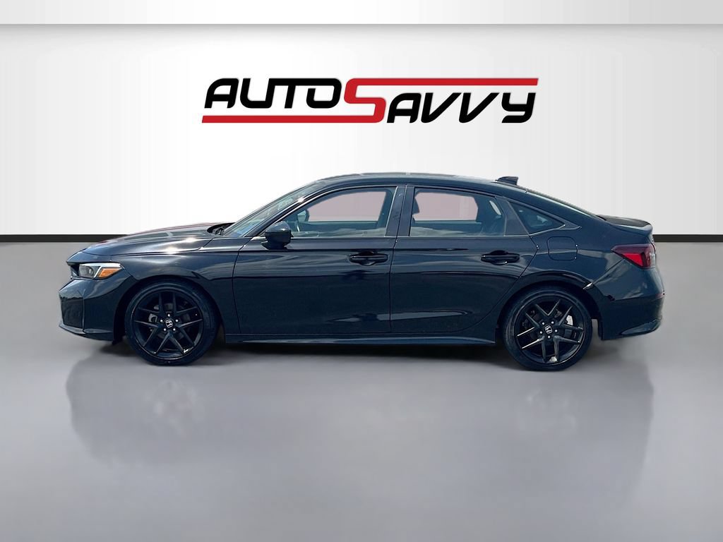 Used 2025 Honda Civic Sport image 4