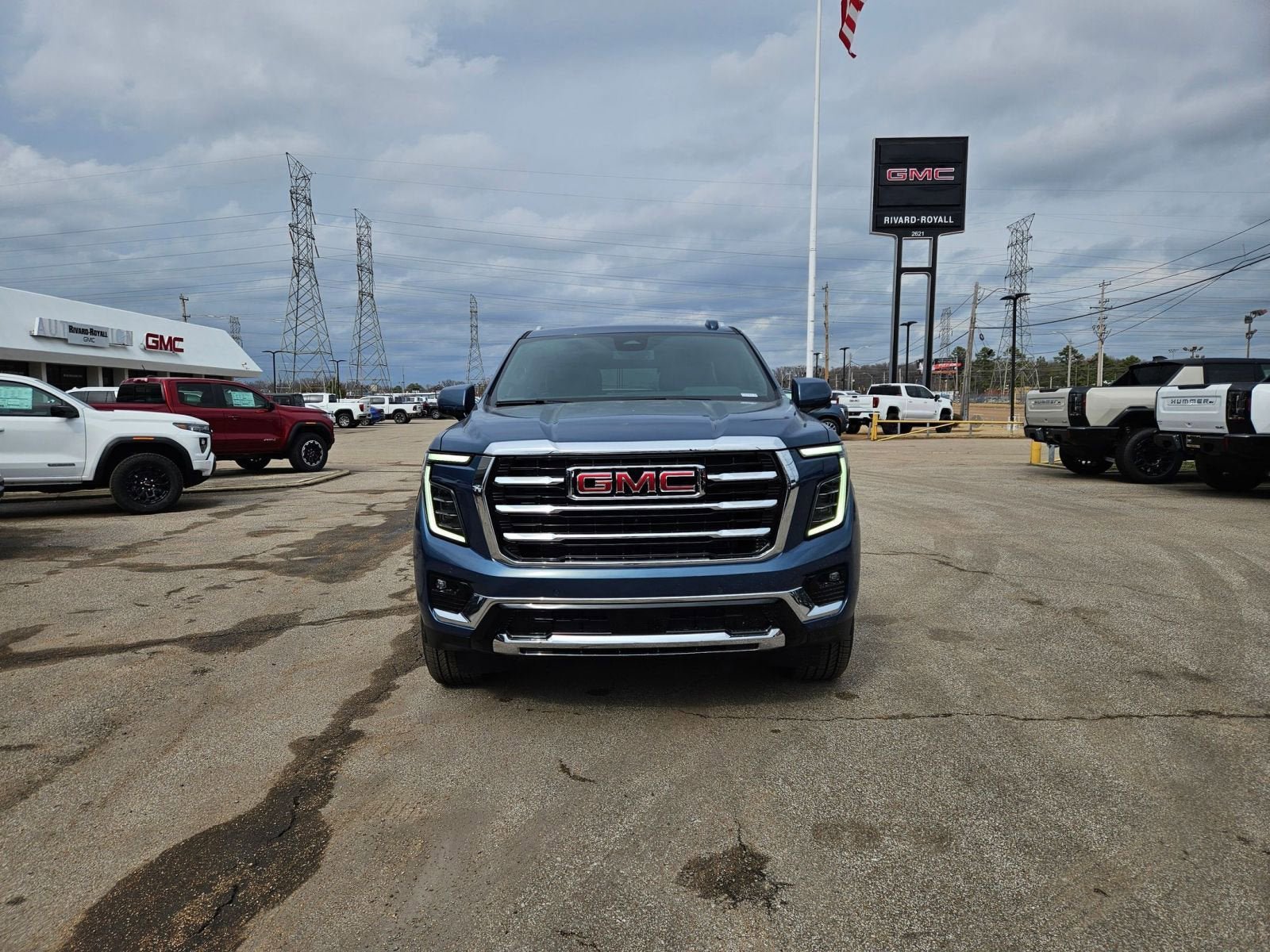 New 2026 GMC Yukon Elevation image 9