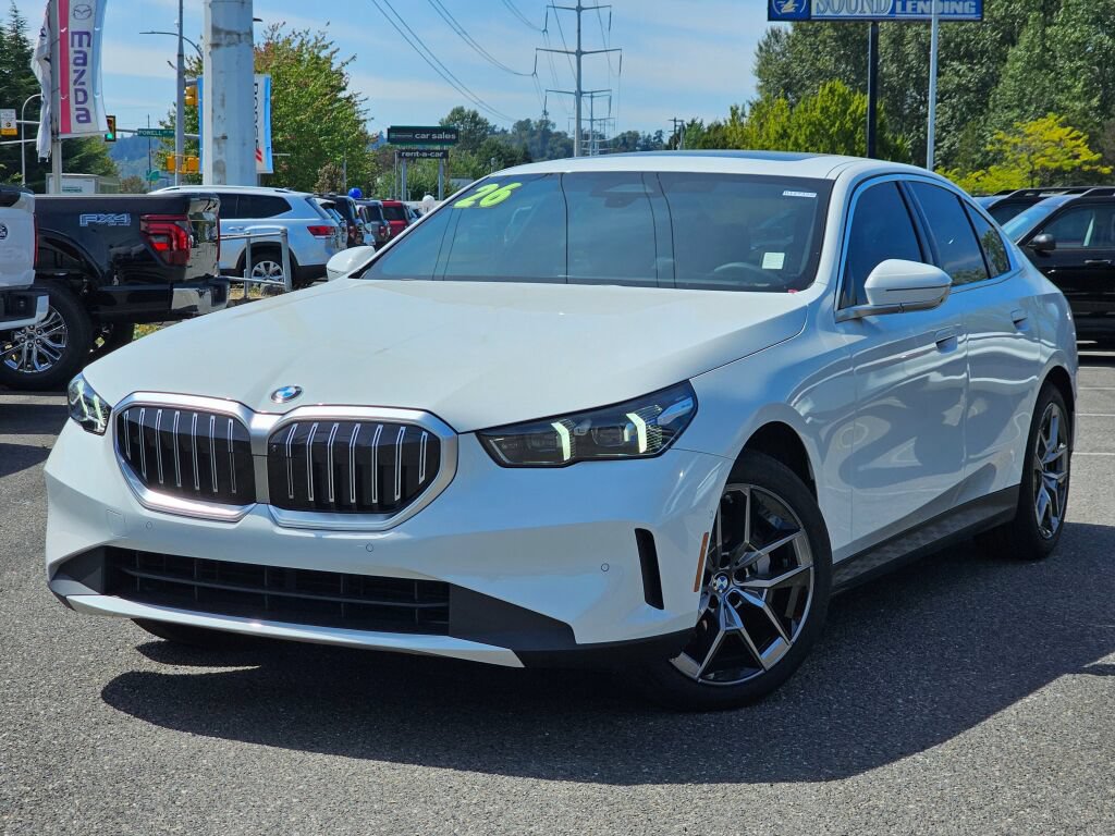 Used 2026 BMW 530i xDrive w/ Premium Package AWD/4WD image 1