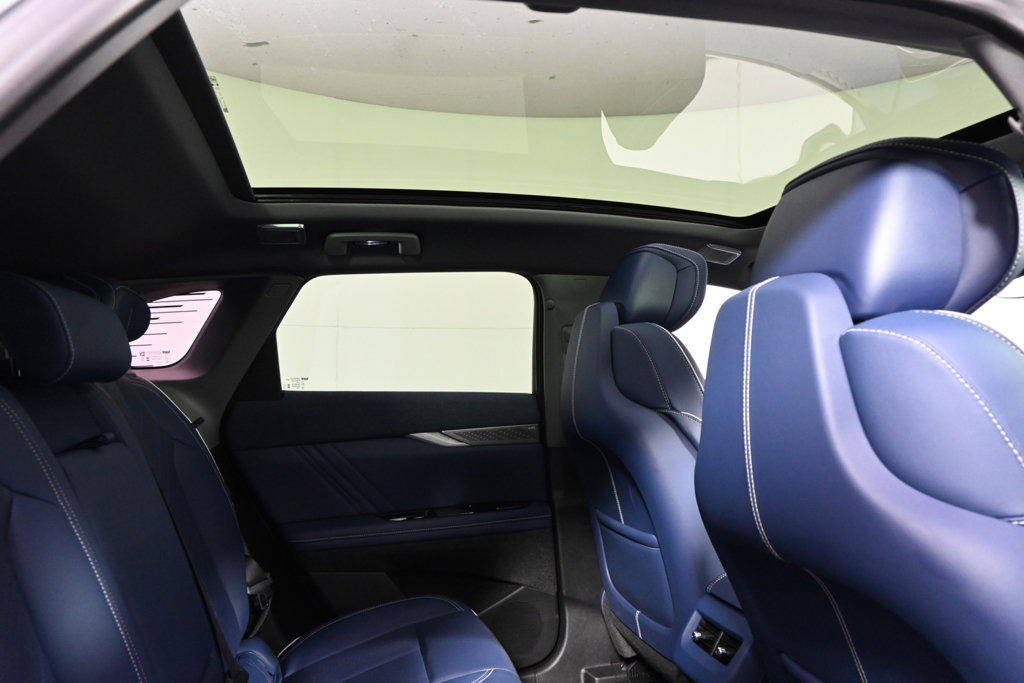 New 2026 Cadillac Optiq Luxury 2 w/ LPO, Floor Liner Package AWD/4WD image 17
