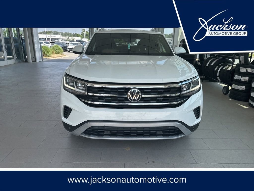 Used 2021 Volkswagen Atlas Cross Sport SE FWD image 1