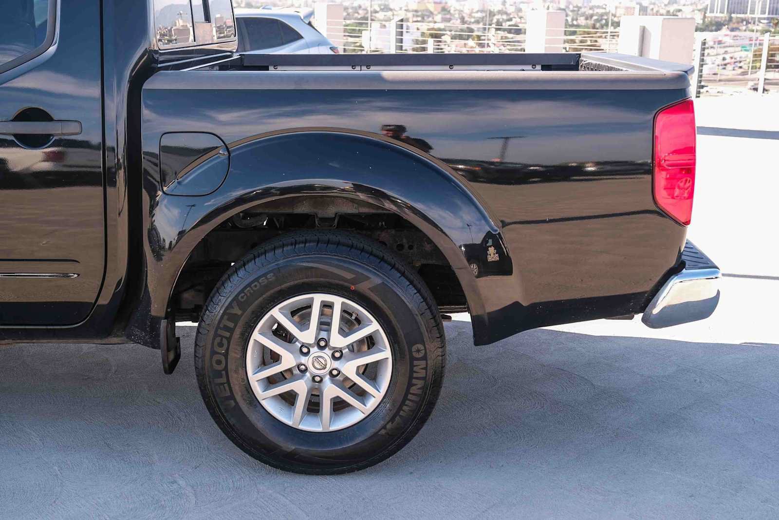 Used 2018 Nissan Frontier SV w/ Value Truck Package RWD image 8