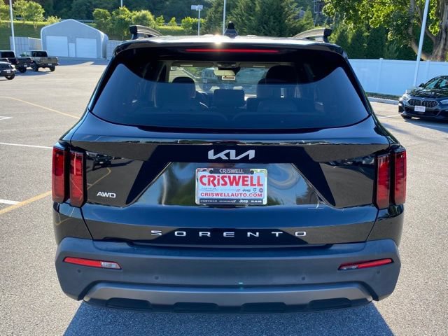 Used 2022 Kia Sorento S AWD/4WD image 4