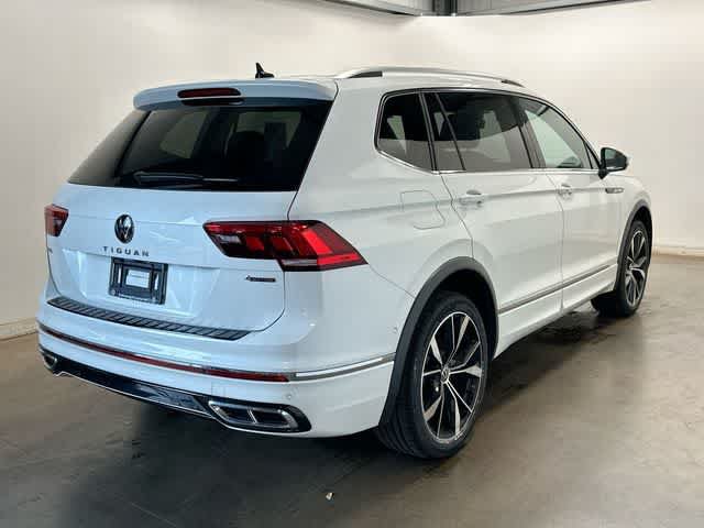 Used 2023 Volkswagen Tiguan SEL R-Line AWD/4WD image 24