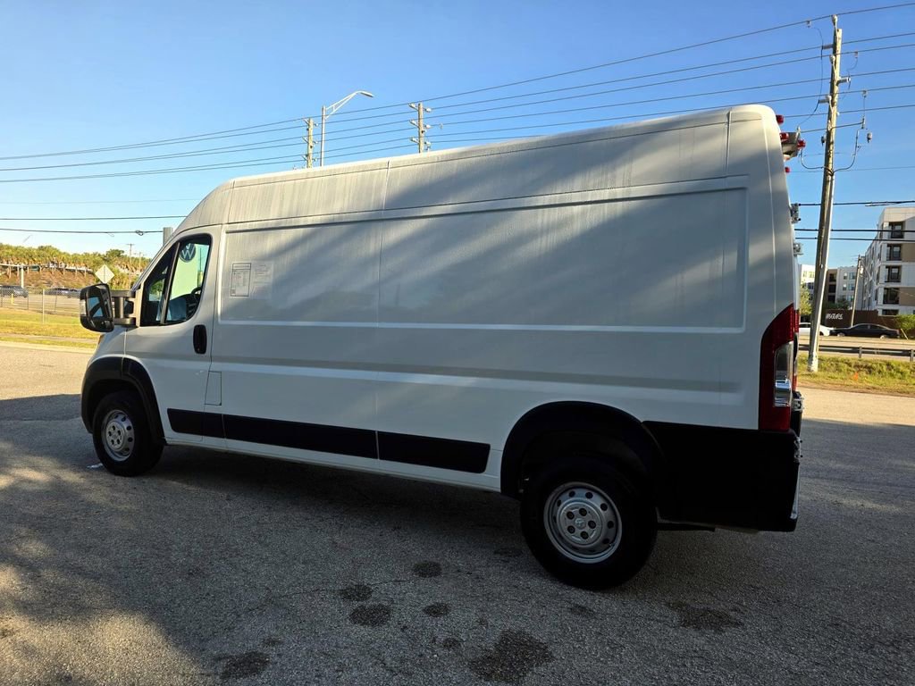 Used 2023 RAM ProMaster 2500 image 8