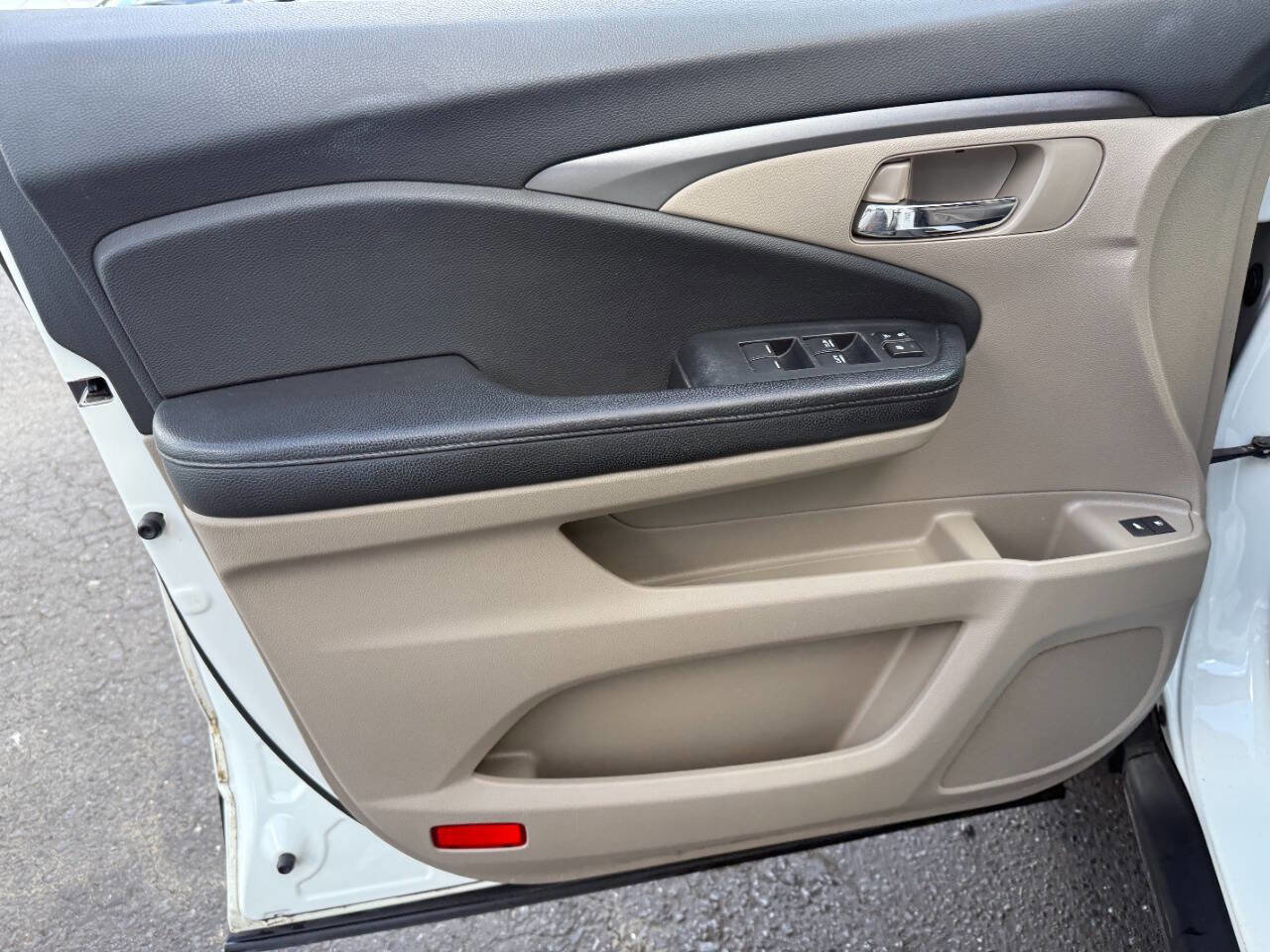 Used 2016 Honda Pilot EX-L image 16