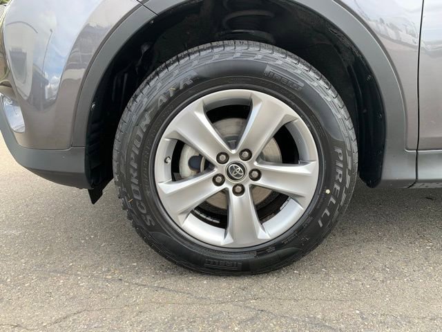 Used 2015 Toyota RAV4 XLE FWD image 10