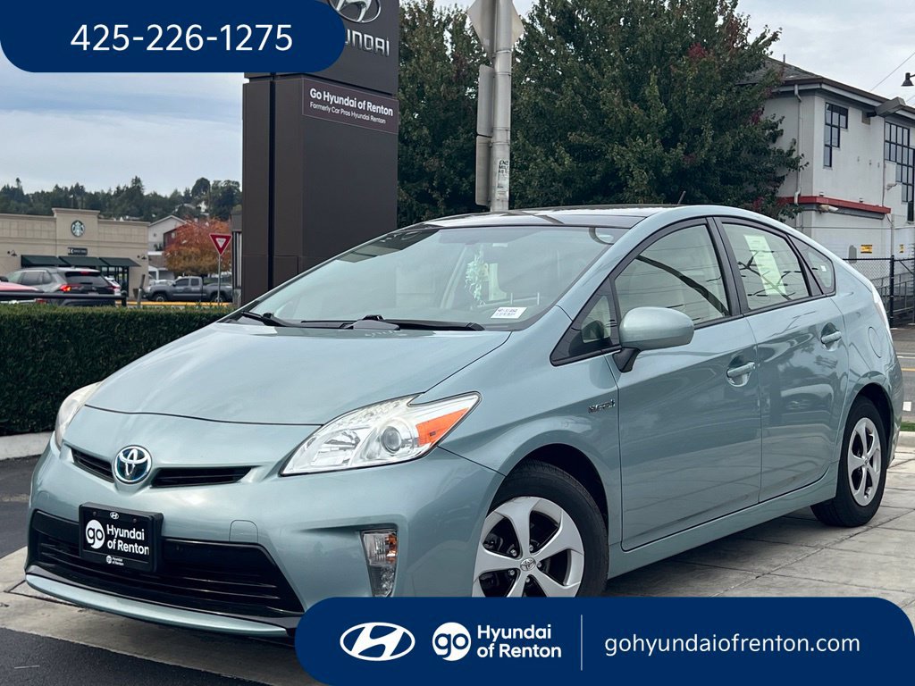Used 2015 Toyota Prius Three w/ Solar Roof Package FWD image 1
