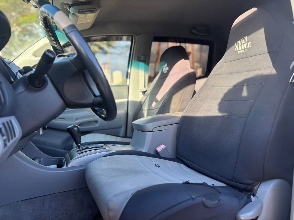 Used 2006 Toyota Tacoma PreRunner RWD image 8