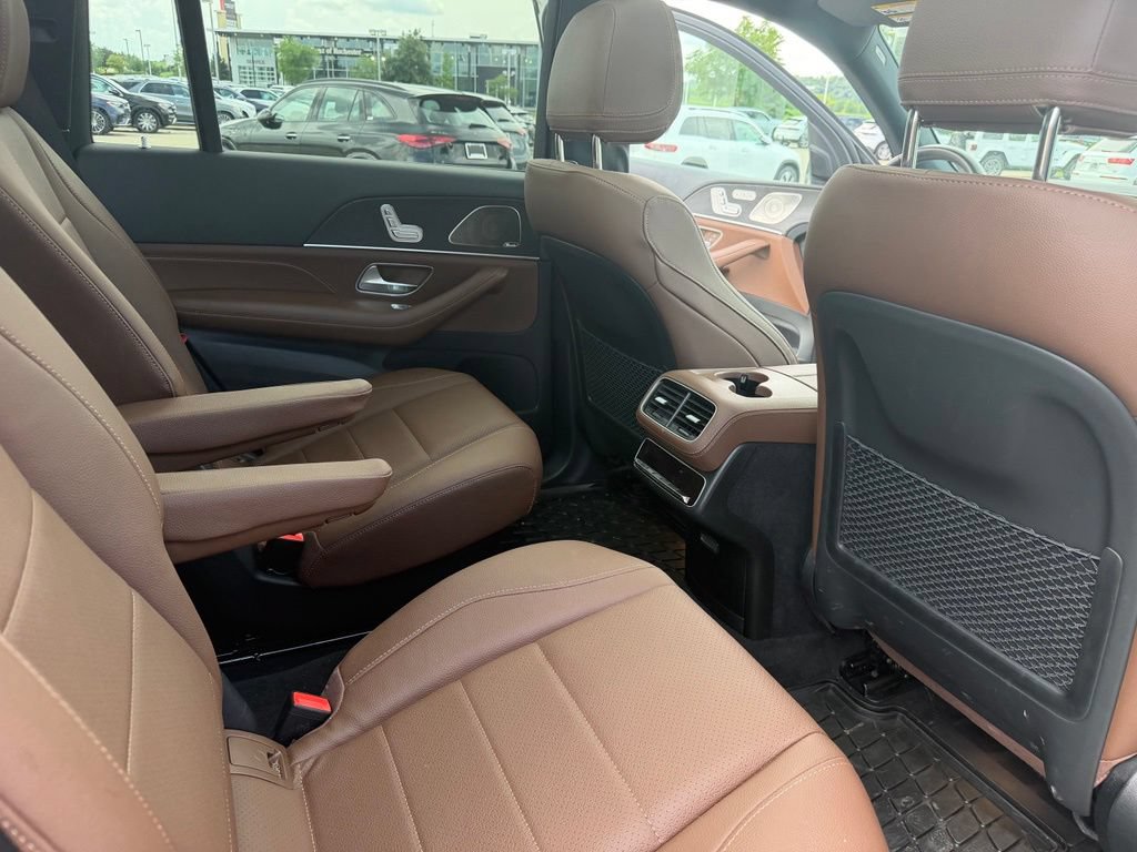 Used 2024 Mercedes-Benz GLS 450 4MATIC image 23
