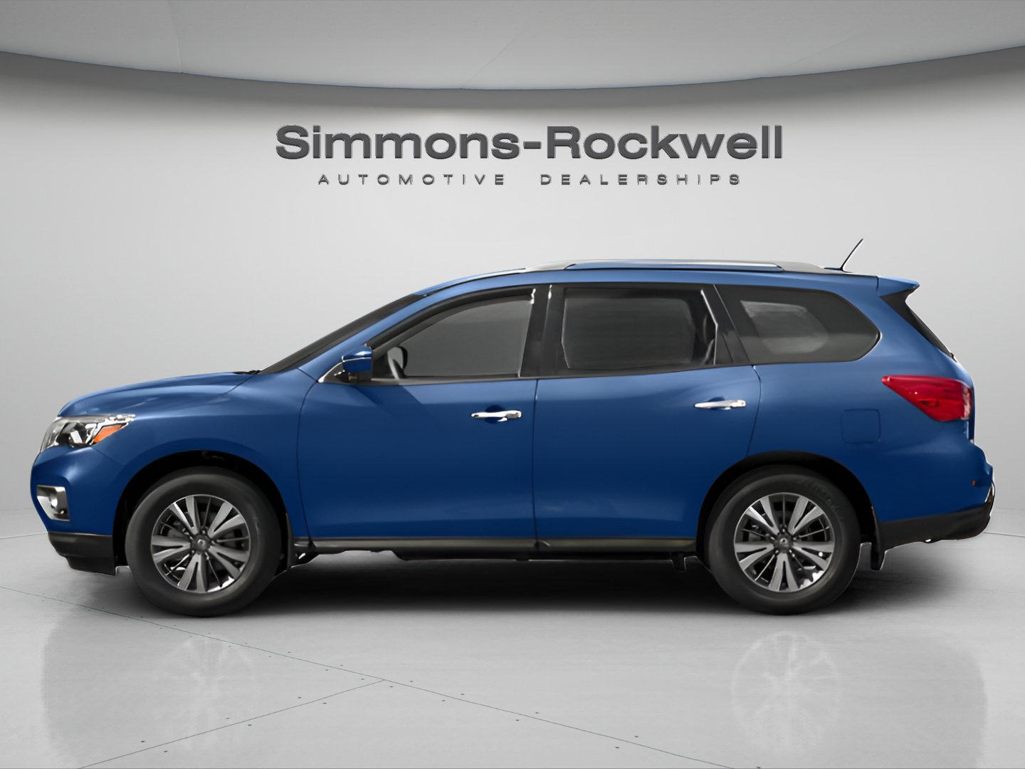 Used 2018 Nissan Pathfinder SV AWD/4WD image 3
