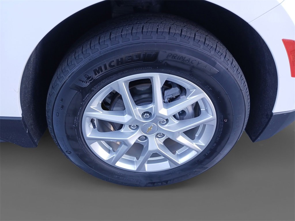 Used 2024 Chevrolet Equinox LT w/ LPO, Floor Liner Package image 16