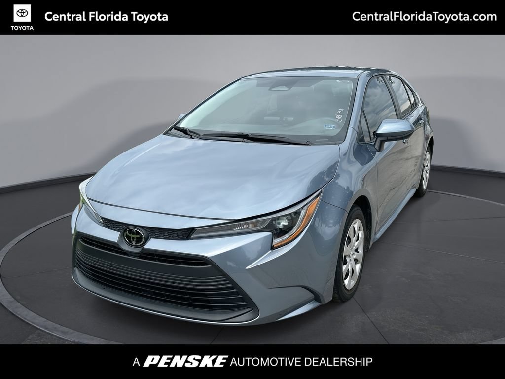 Used 2024 Toyota Corolla LE FWD image 1