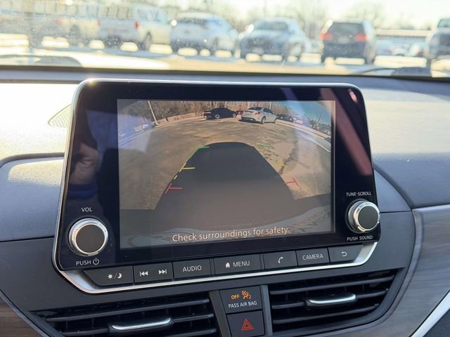 Used 2024 Nissan Altima 2.5 SV image 20