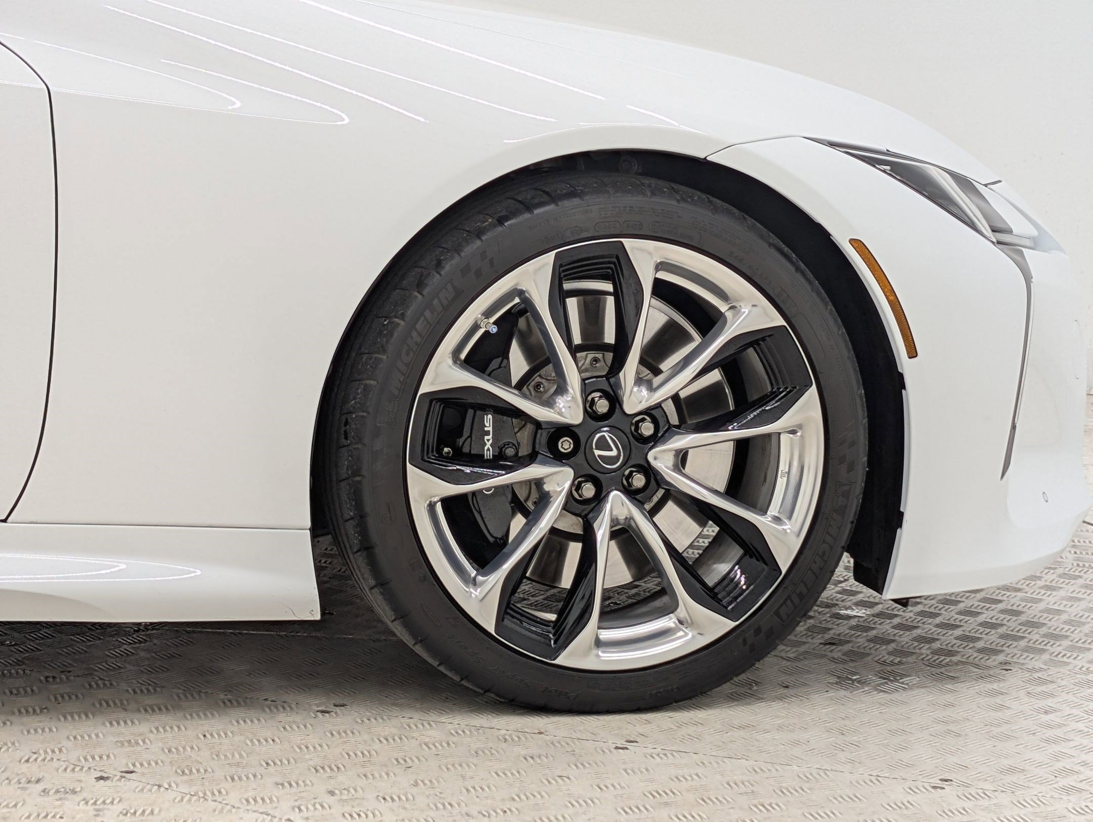 Used 2023 Lexus LC 500 Coupe w/ Performance Package image 12