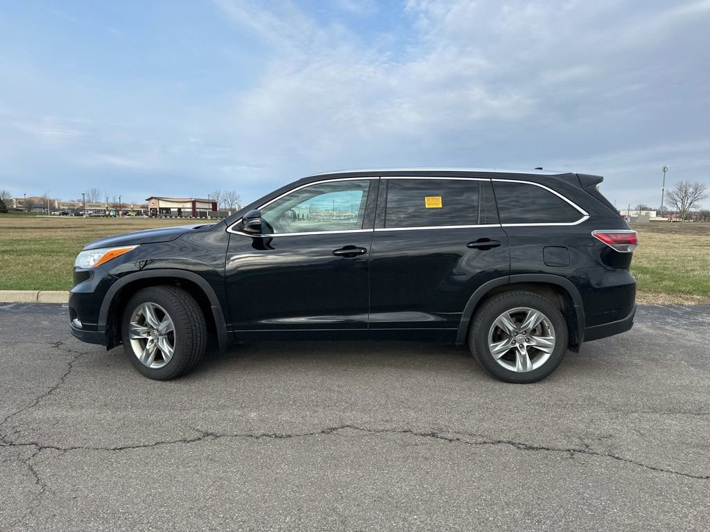 Used 2015 Toyota Highlander Limited image 8