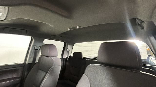 Used 2018 Chevrolet Silverado 1500 LT w/ All Star Edition AWD/4WD image 12