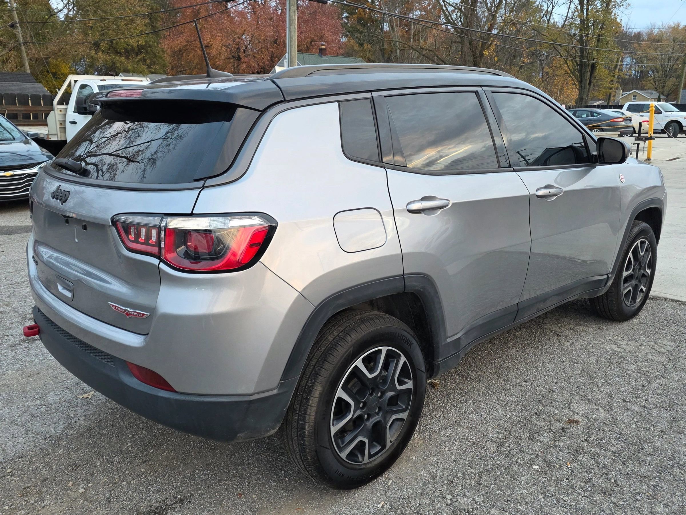 Used 2019 Jeep Compass Trailhawk image 2