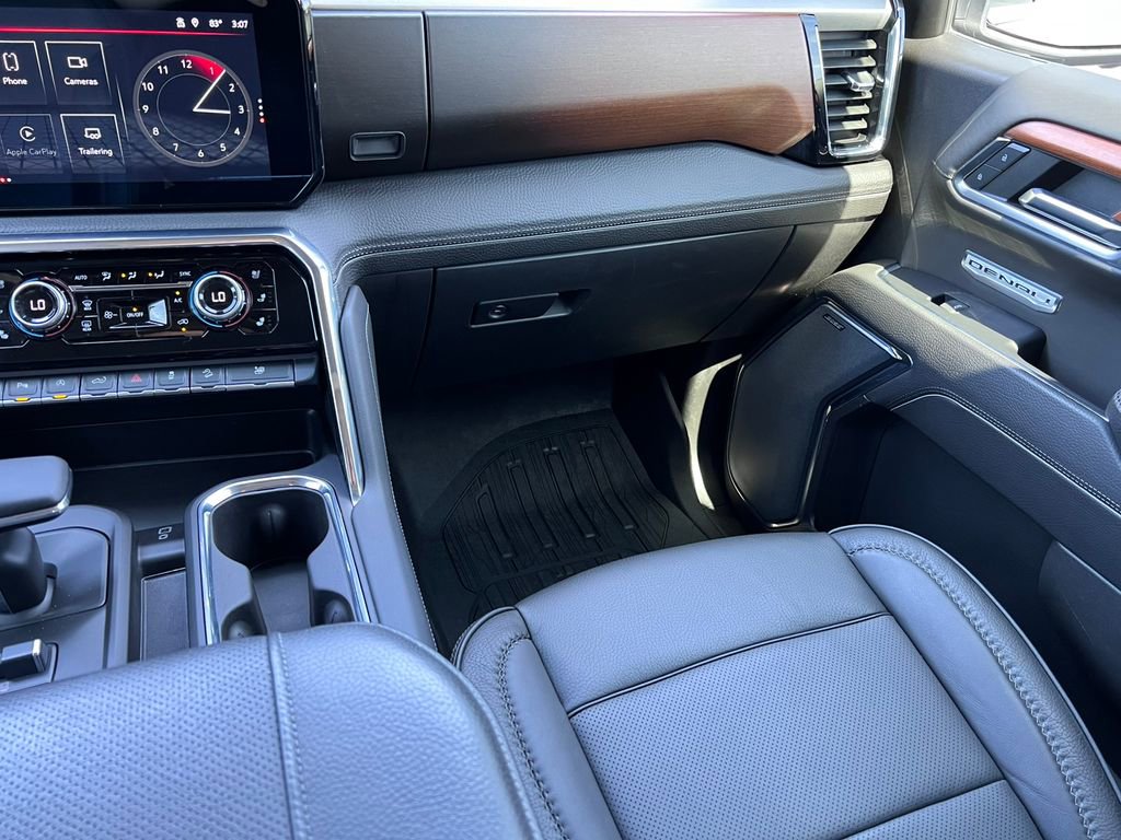 Used 2023 GMC Sierra 1500 Denali w/ Denali Reserve Package image 40