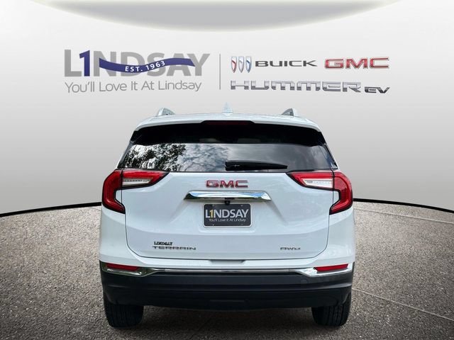 Certified 2024 GMC Terrain SLT AWD/4WD image 4