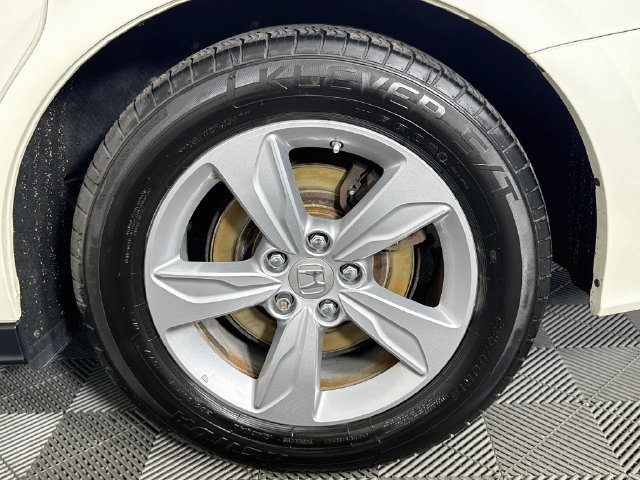 Used 2019 Honda Odyssey EX image 34