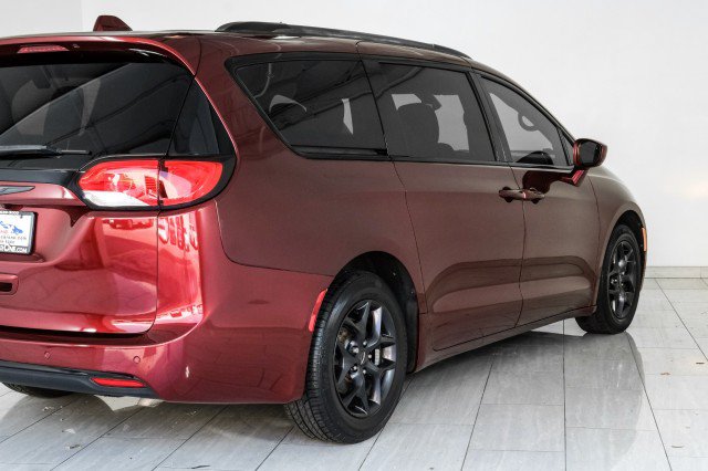 Used 2019 Chrysler Pacifica Touring-L w/ S Appearance Package FWD image 63