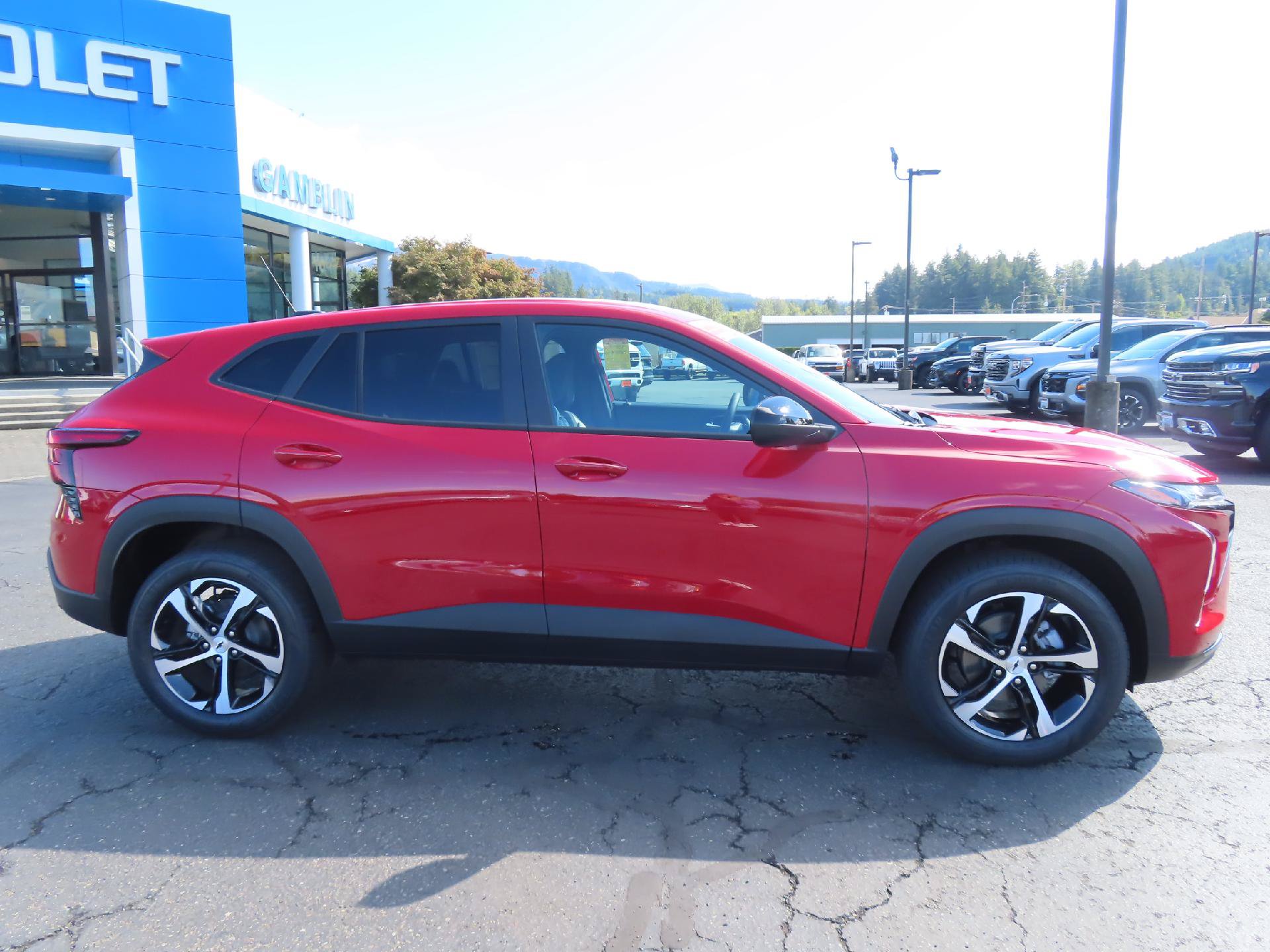 New 2026 Chevrolet Trax RS w/ Driver Confidence Package FWD image 9