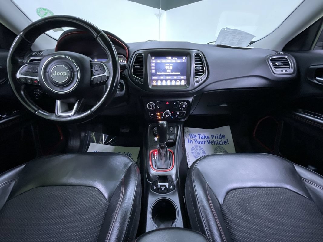 Used 2019 Jeep Compass Trailhawk AWD/4WD image 19