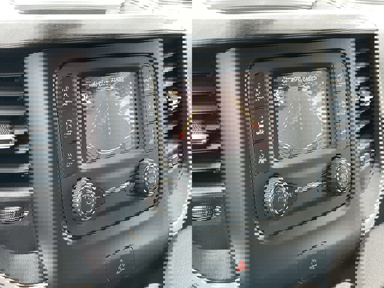 Used 2024 RAM 3500 Big Horn image 17