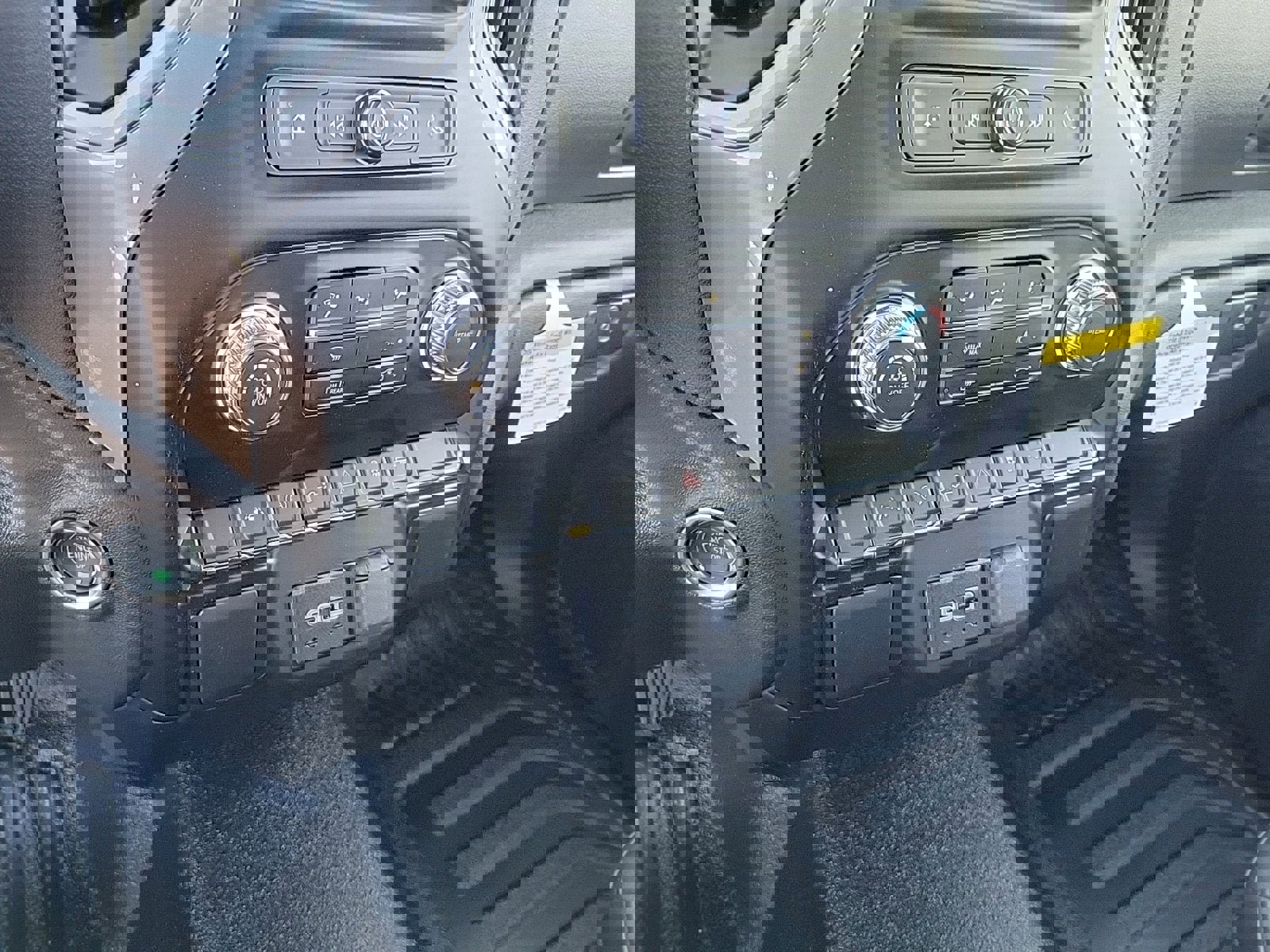 New 2026 GMC Sierra 1500 Pro w/ Pro Value Package image 15