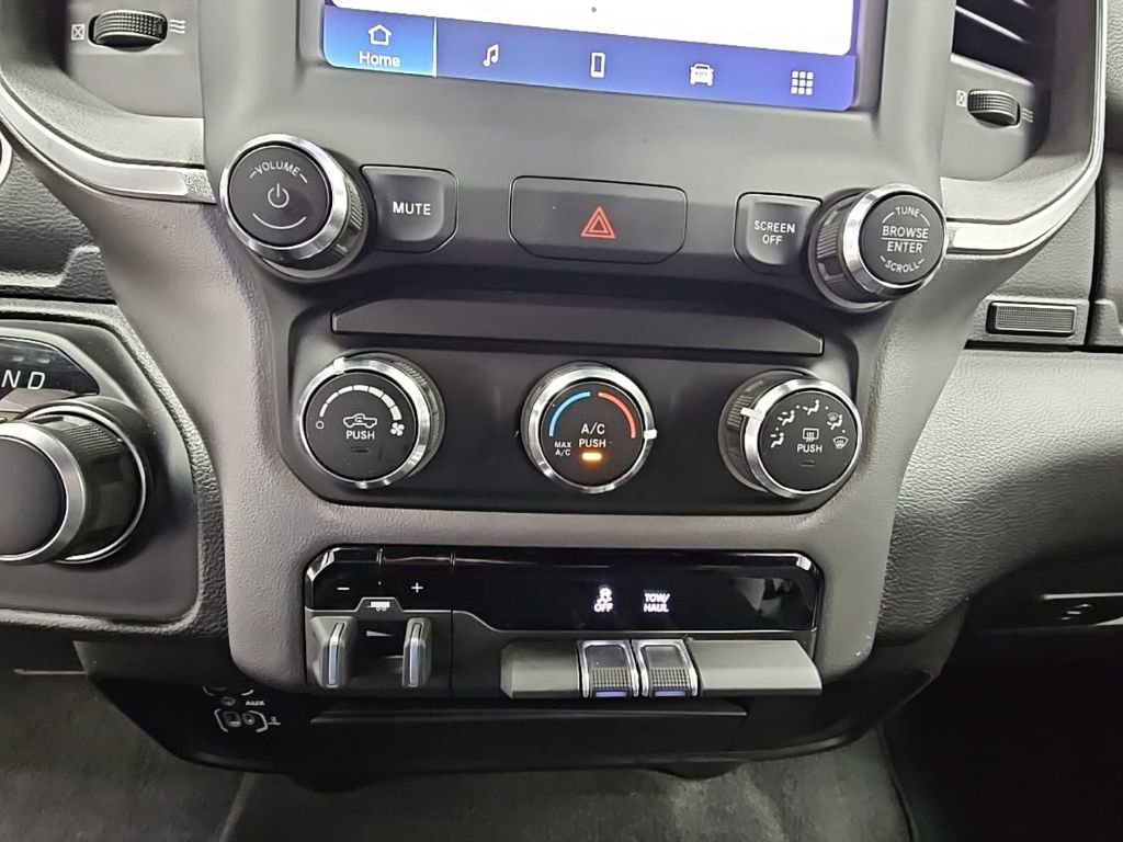 Used 2024 RAM 2500 Big Horn image 21