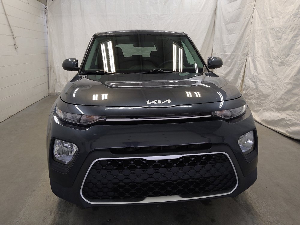 Used 2022 Kia Soul LX image 14