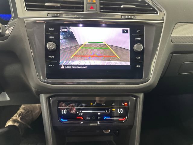 Used 2022 Volkswagen Tiguan SE image 22