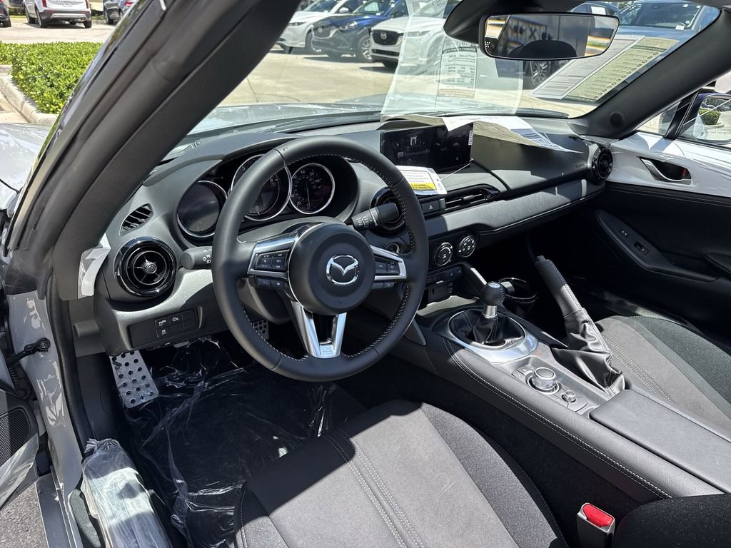 New 2026 MAZDA MX-5 Miata Club w/ Interior Package RWD image 18