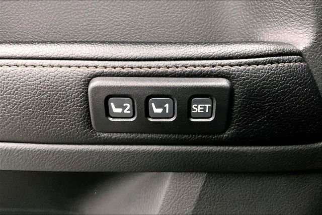 Used 2017 Toyota 4Runner Limited image 38