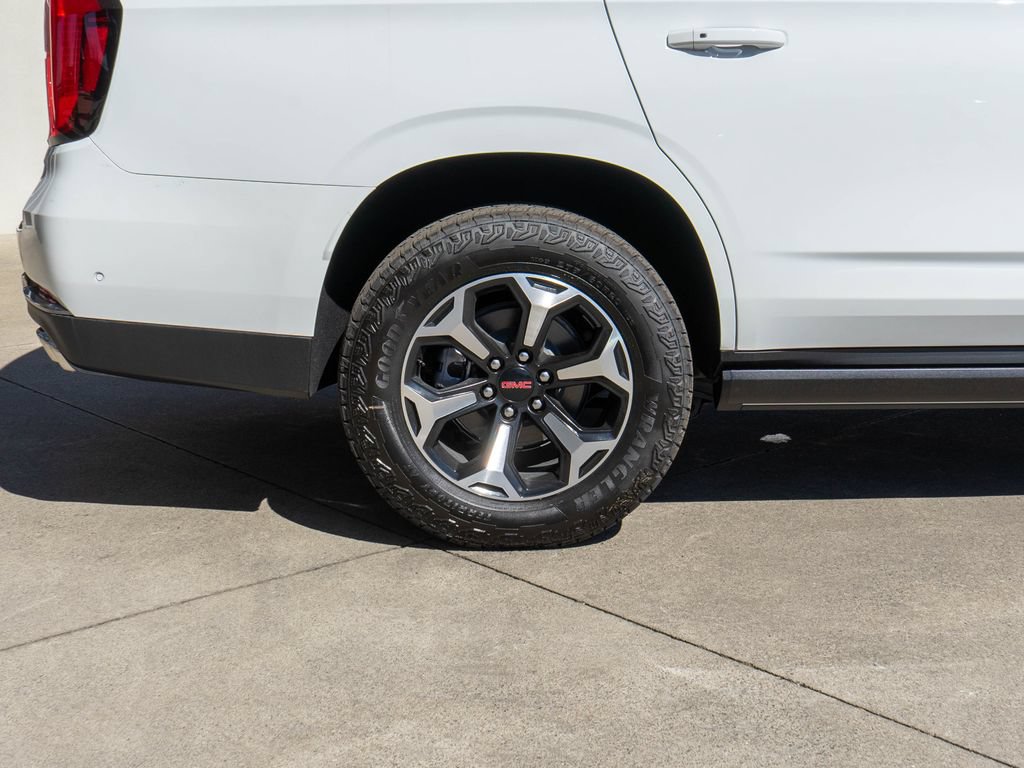 New 2026 GMC Yukon AT4 w/ AT4 Premium Plus Package AWD/4WD image 36