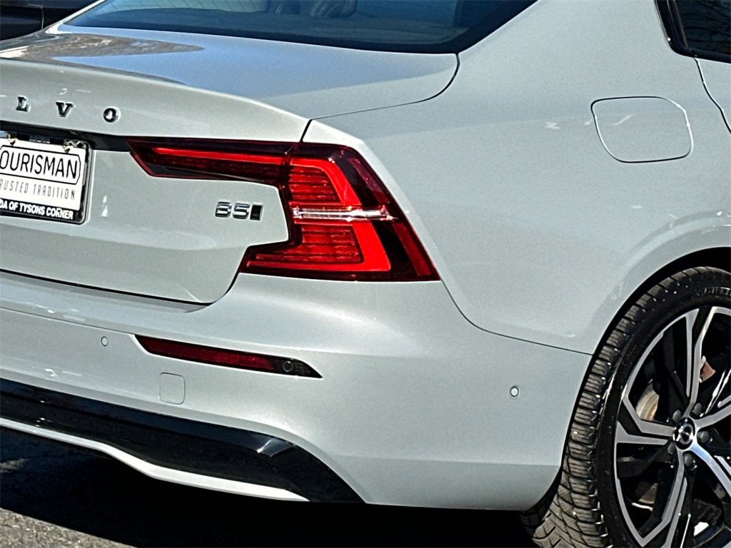 Used 2024 Volvo S60 B5 Ultimate w/ Climate Package image 7