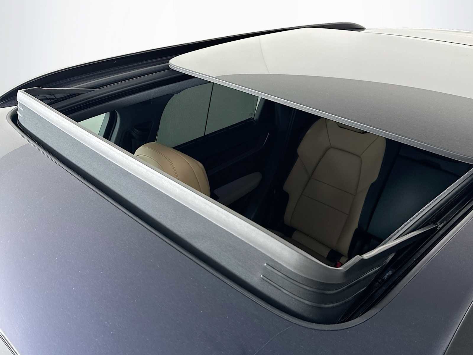 New 2026 Porsche Cayenne image 21