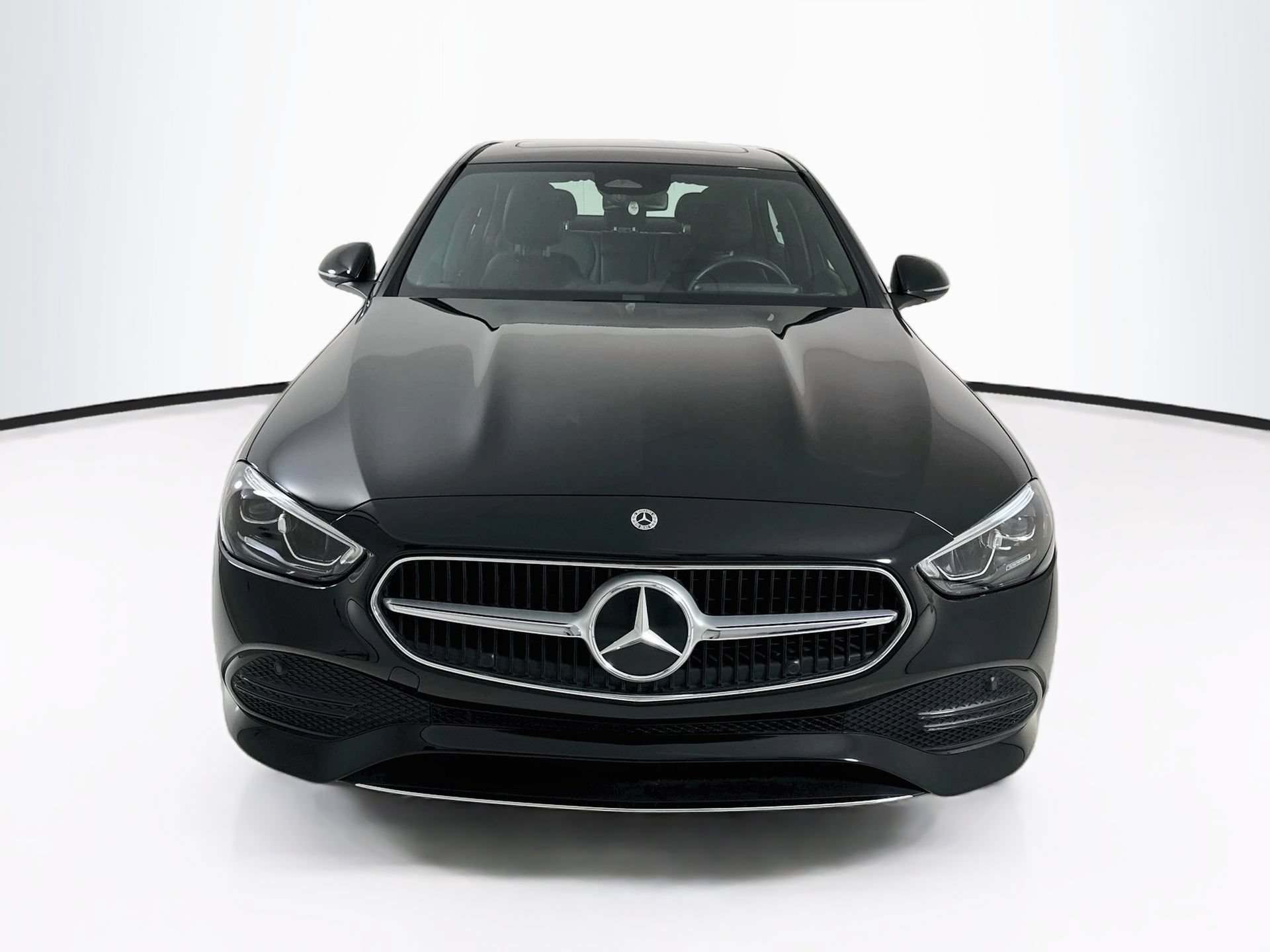 Used 2024 Mercedes-Benz C 300 Sedan image 2