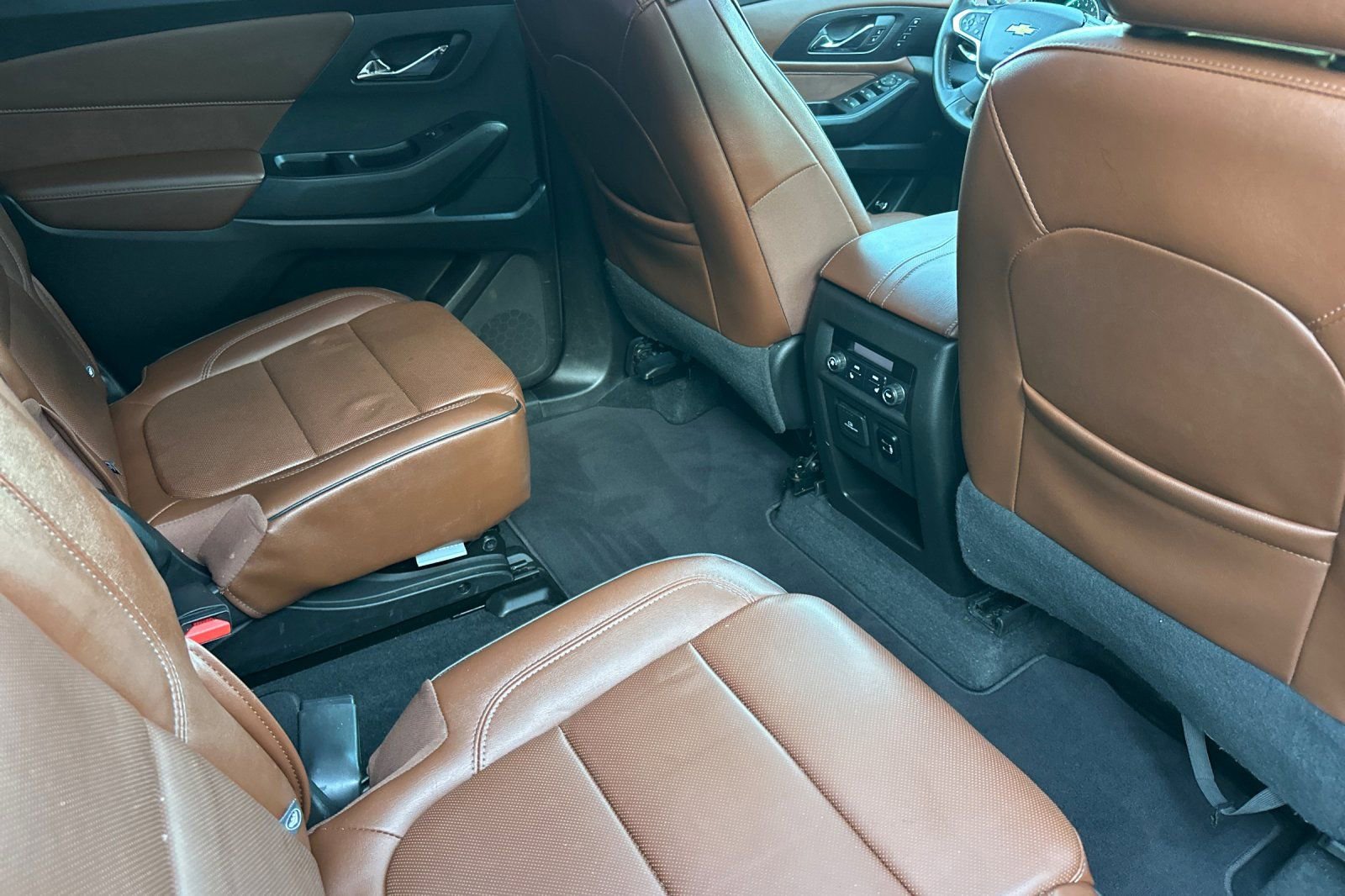 Used 2018 Chevrolet Traverse High Country image 18