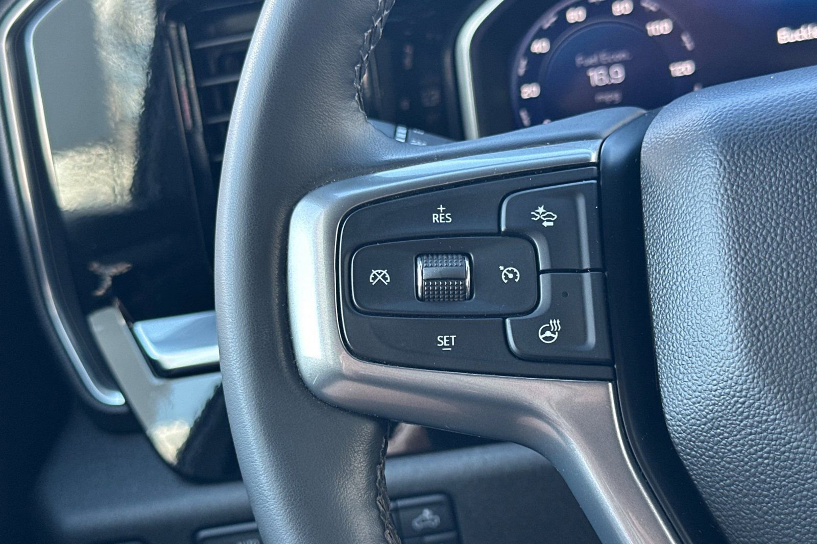 Used 2026 Chevrolet Silverado 1500 LT w/ All Star Edition Plus image 36